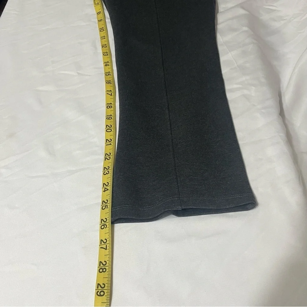 Old Navy Women's Dark Gray Pull On Pants, Extra High-Waisted, Ultra Comfortable.